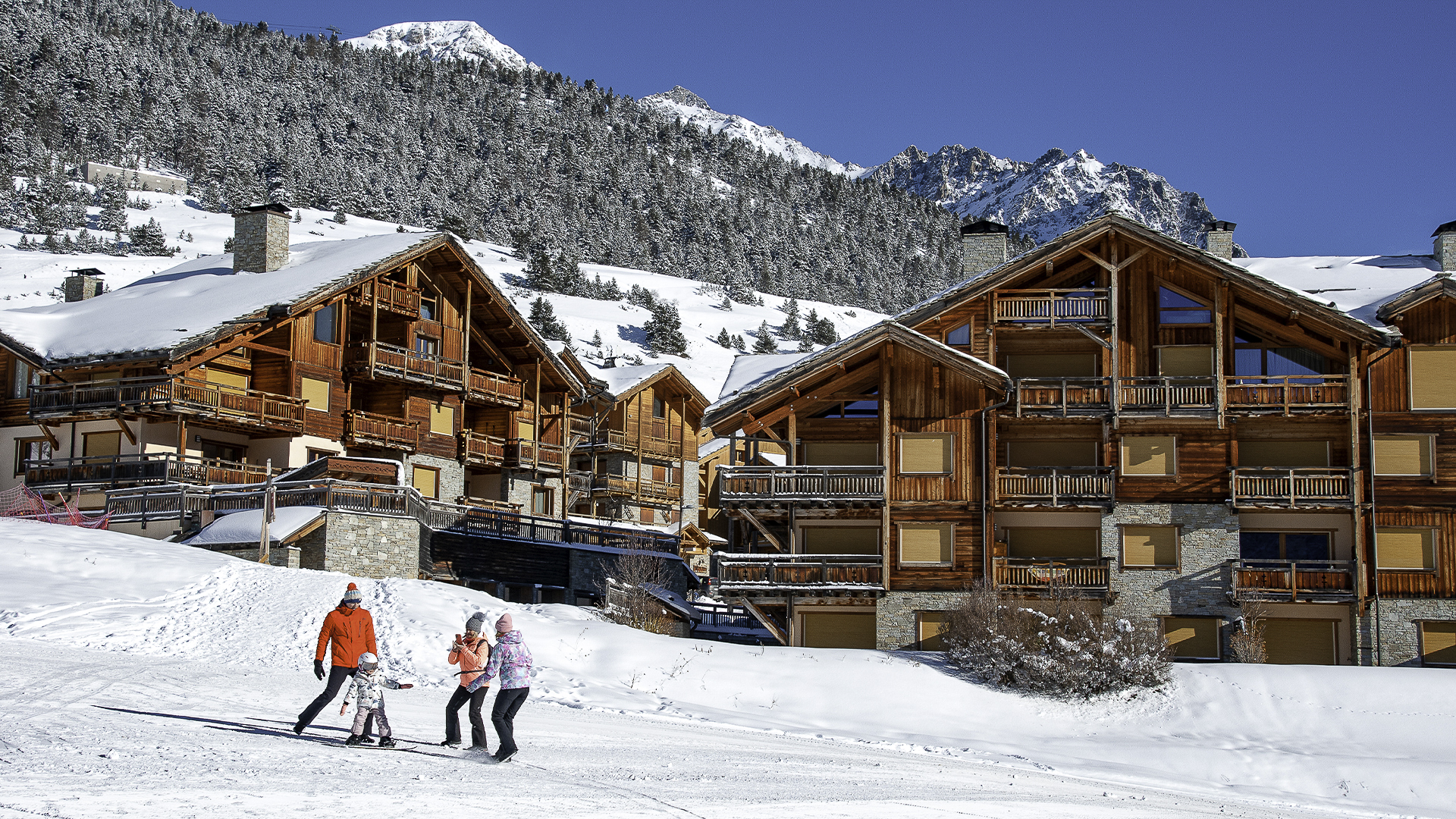 Montgenèvre, la station village familiale dans les Alpes du Sud